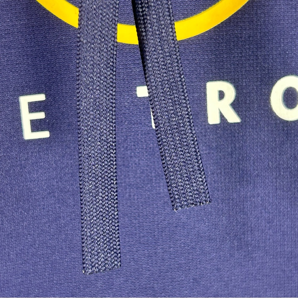 Nike Therma Fit Livestrong Sweater Hoodie Sweatshirt Navy Blue; Women’s Sz Small - Picture 10 of 16